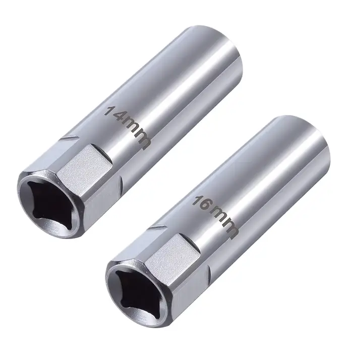 Clé à douille pour bougies d'allumage