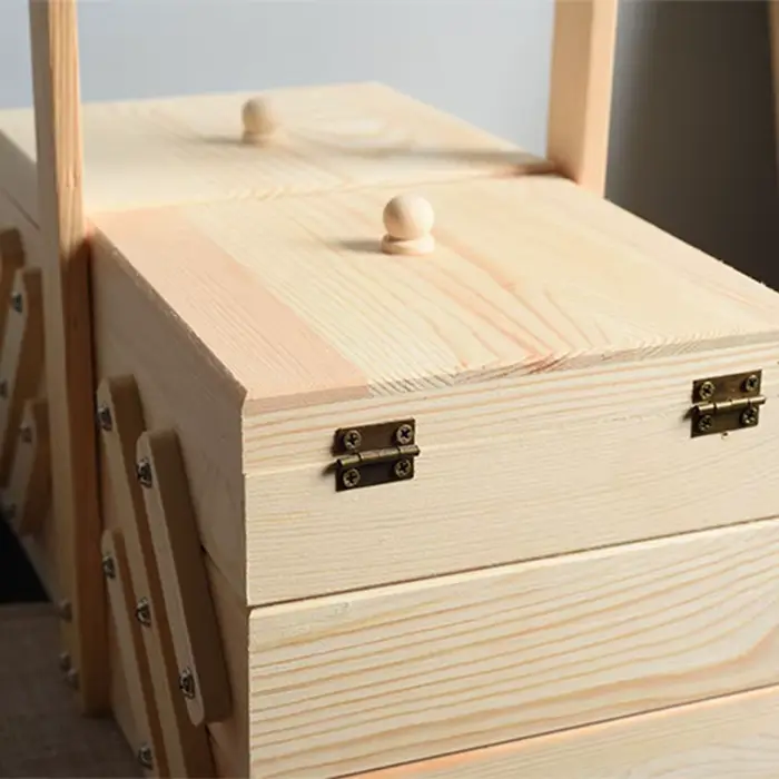 Boîte à couture en bois