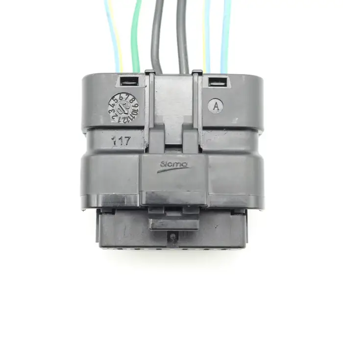 Connecteur de faisceau de câbles de pompe à carburant pour voiture