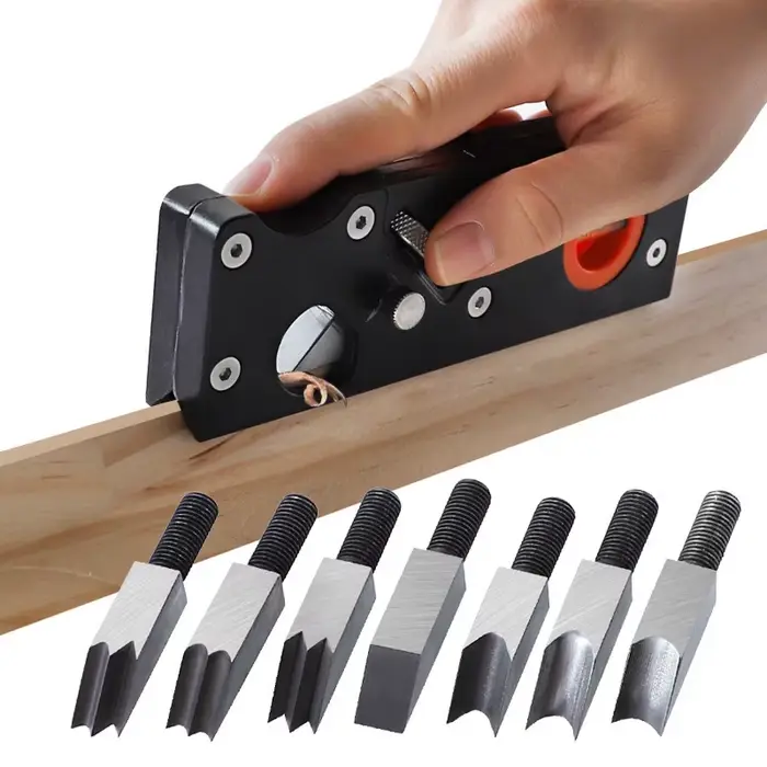 Rabot à bois manuel, couteau à bord