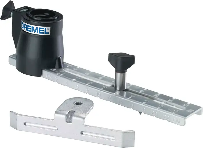 Outil de coupe circulaire et guide à bord droit Dremel