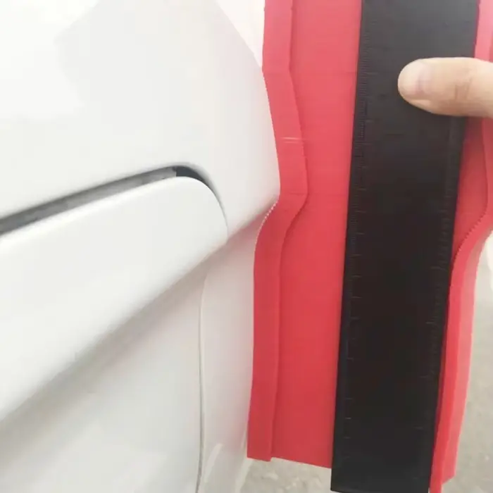 Outil de mesure de la périphérie des bosses de voiture