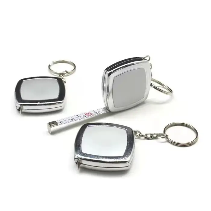 Petit ruban à mesurer en acier avec porte-clés