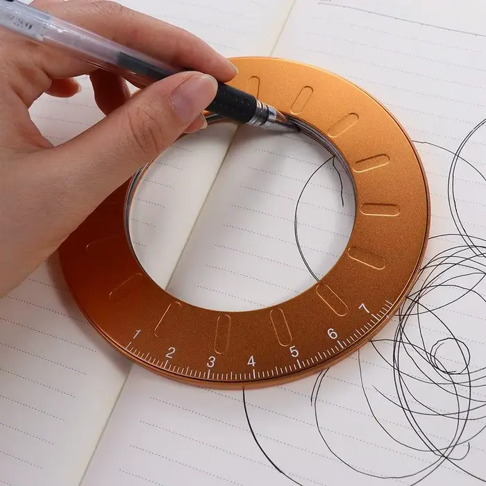 Règle de dessin circulaire réglable