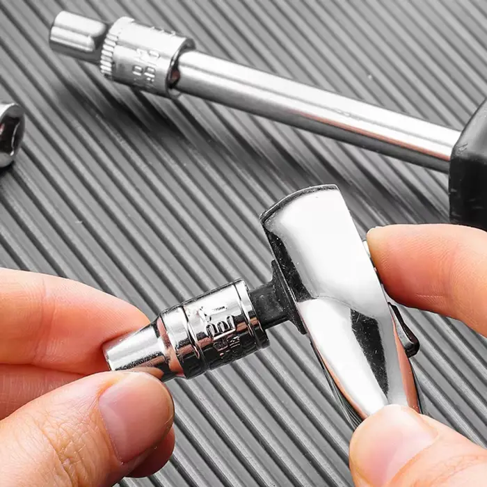 Jeu de 34 embouts Torx et douilles E-Torx