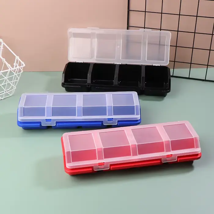 Petite boîte de rangement pour vis et pièces