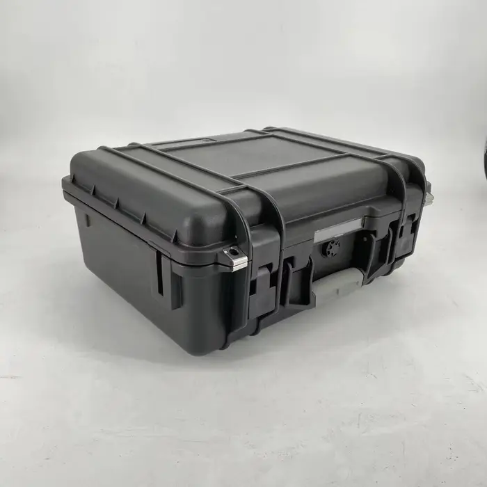 Boîte à outils, étanche IP67 et résistante aux chocs
