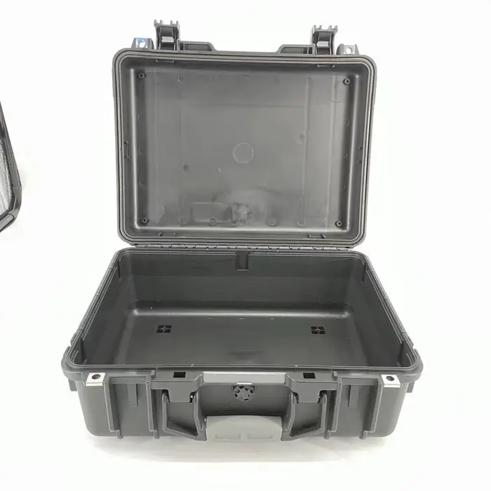 Boîte à outils, étanche IP67 et résistante aux chocs