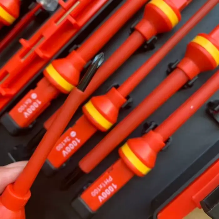 Kit d'outils de réparation pour électricien 13 pièces