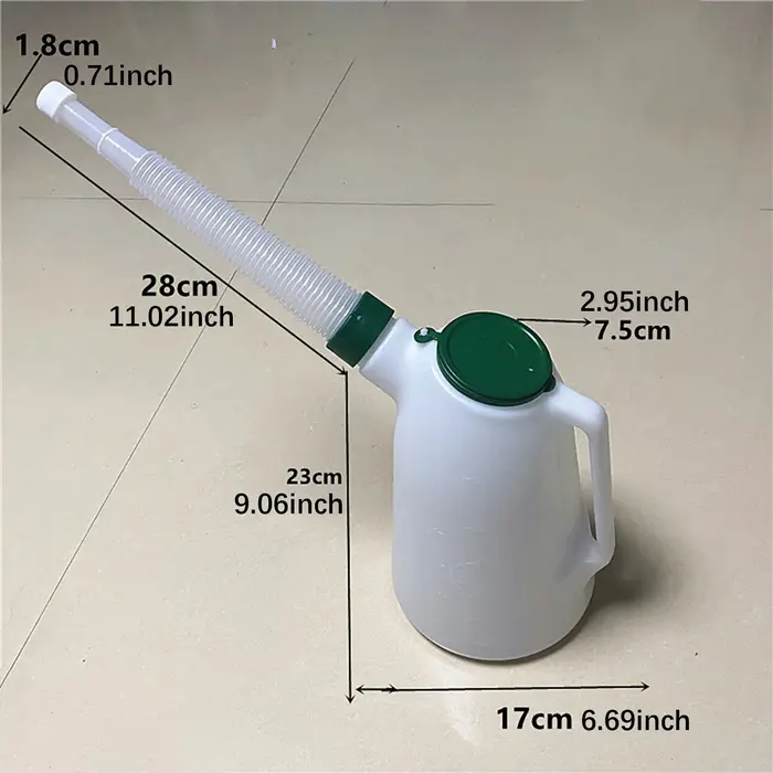 Pichet de mesure d'huile avec bec