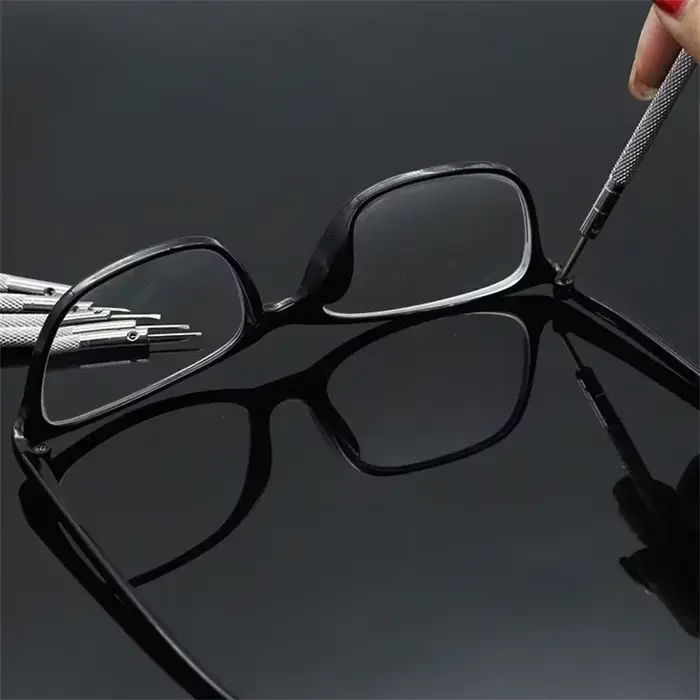 Petit tournevis en acier pour la réparation de lunettes de montre