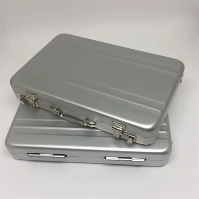 Boîte de rangement en aluminium