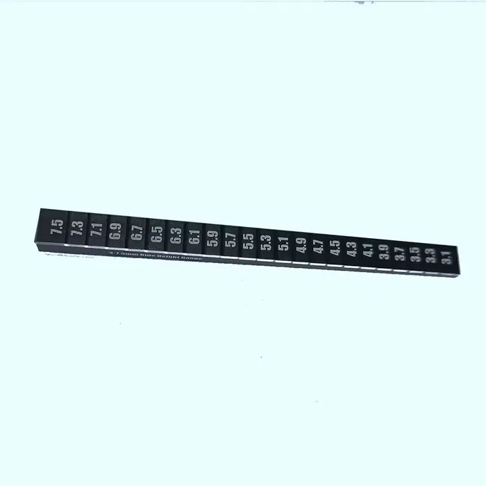 Outils de mesure en métal