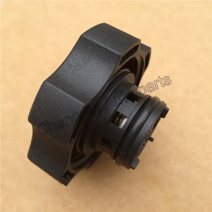 Radiateur de moteur d'origine/bouchon de réservoir de récupération de liquide de refroidissement OEM
