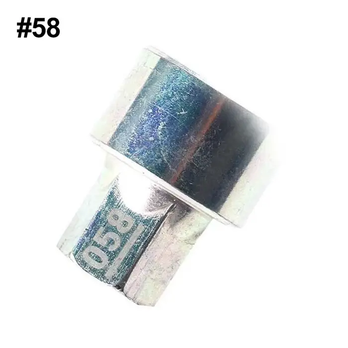 Boulon d'écrou de cosse de vis antivol de verrouillage de roue de pneu # Douille de clé de retrait 4