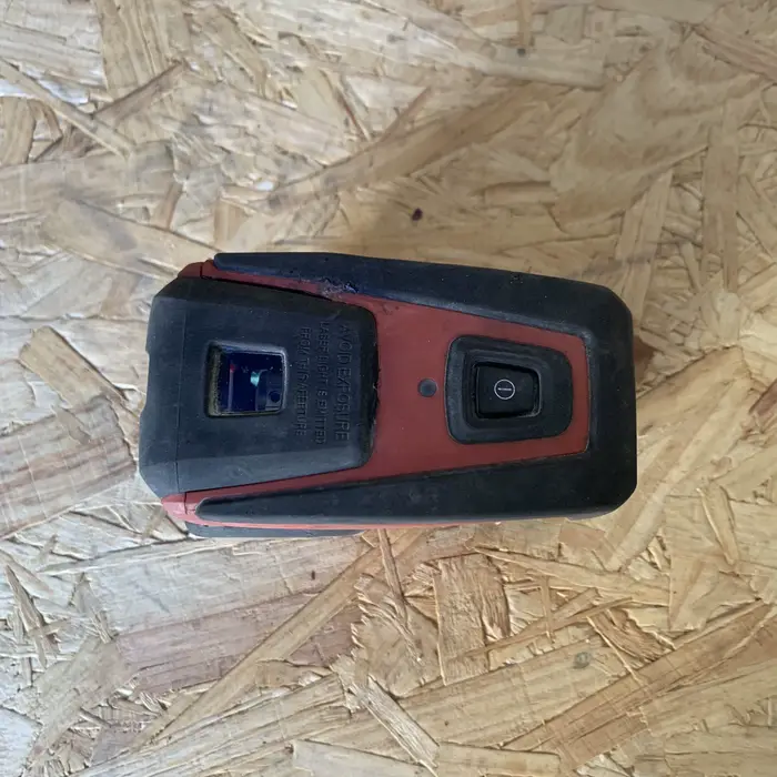HILTI PMC 46 compteur de niveau d'instrument de marquage de ligne verticale Laser multipoint utilisé uniquement corps