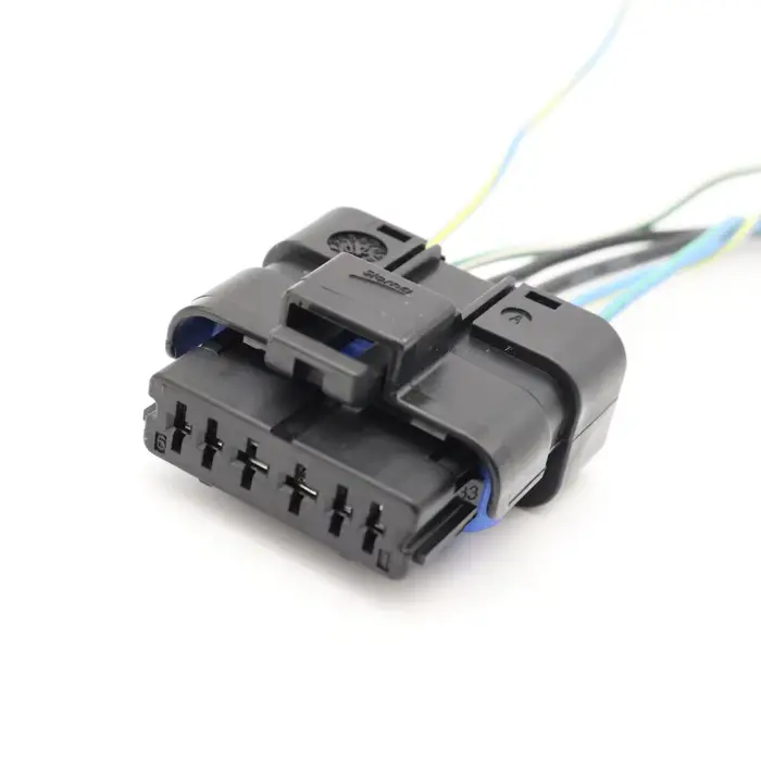 Connecteur de faisceau de câbles de pompe à carburant pour voiture
