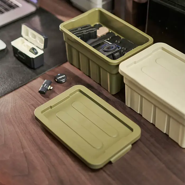 Bacs de rangement empilables avec couvercles