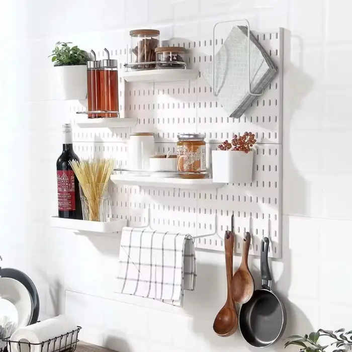 Panneau de rangement mural avec crochets, panneau perforé gain de place, support de rangement et d'affichage DIY pour cuisine, chambre, salle de bain, bureau