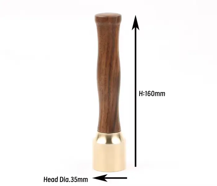 Marteau en laiton de haute qualité avec manche en bois
