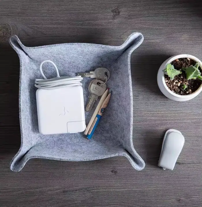 Boîte de rangement de bureau en feutre
