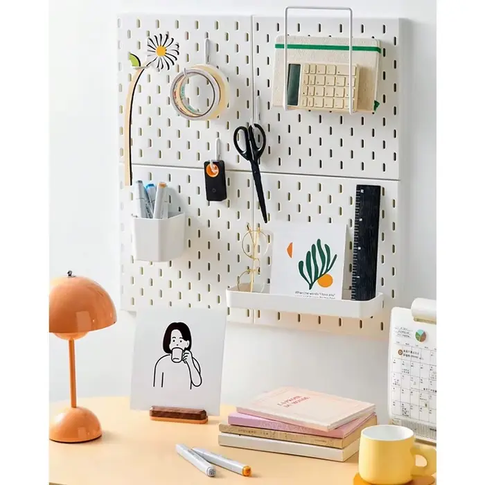 Panneau de rangement mural avec crochets, panneau perforé gain de place, support de rangement et d'affichage DIY pour cuisine, chambre, salle de bain, bureau