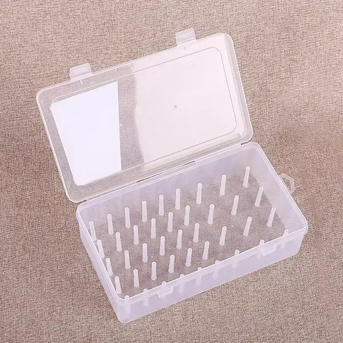 Boîte de rangement de fil à coudre 42 grilles