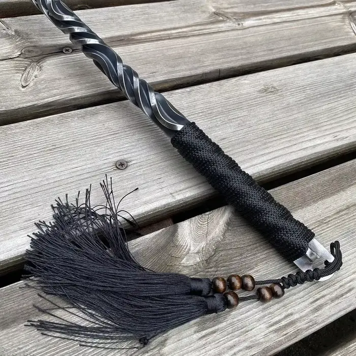 Marteau à crochet et lune 40 Cm sanglier pur forgé à la main