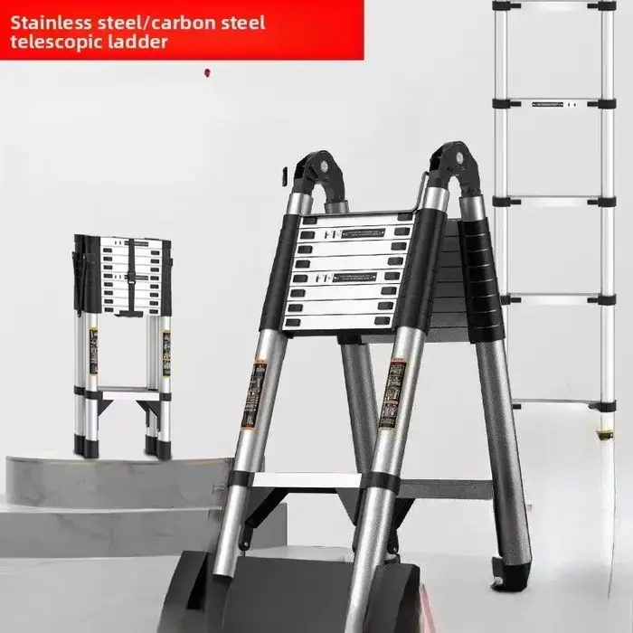 Échelle télescopique minimaliste en acier inoxydable