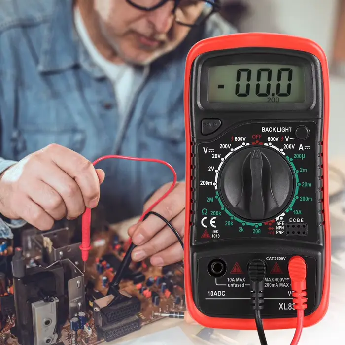 Multimètre numérique XL830L Multimètre numérique portable à écran LCD Voltmètre Ampèremètre Ohmmètre