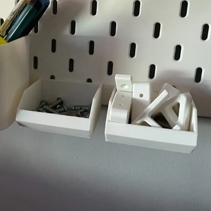 Organisateur de pièces d'outils en plastique pour gagner de la place - Boîte de rangement suspendue pour garage