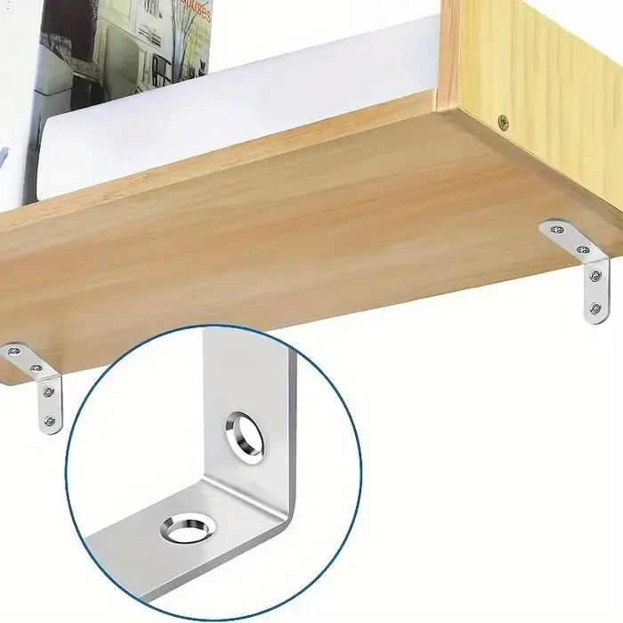 Un ensemble de 50 pièces