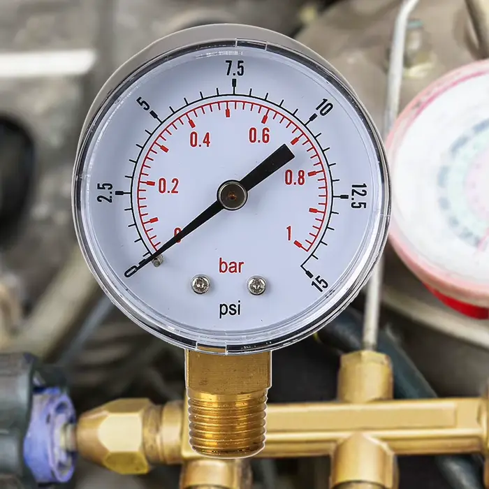 Manomètre Basse Pression pour Carburant et Air Hydraulique