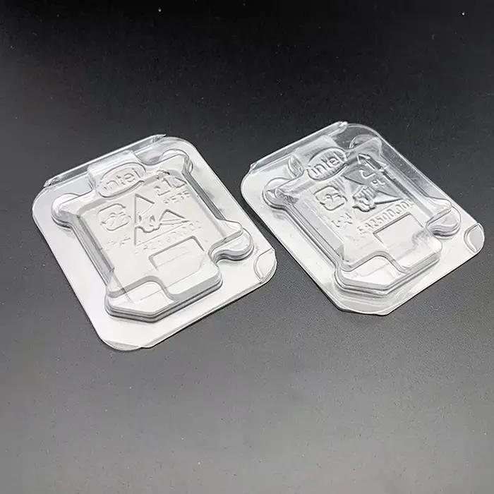 Boîte plastique à clapet pour processeur AMD