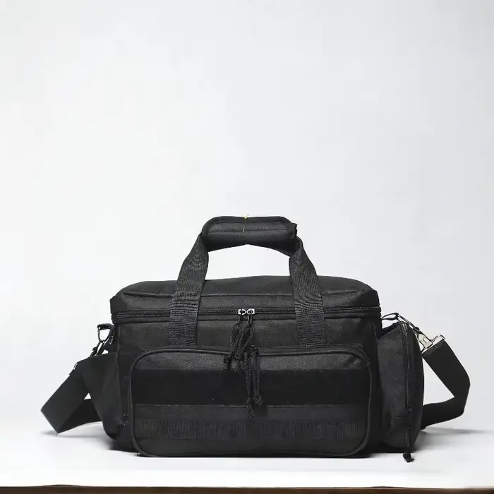 Outils comprenant un sac de rangement avec bandoulière