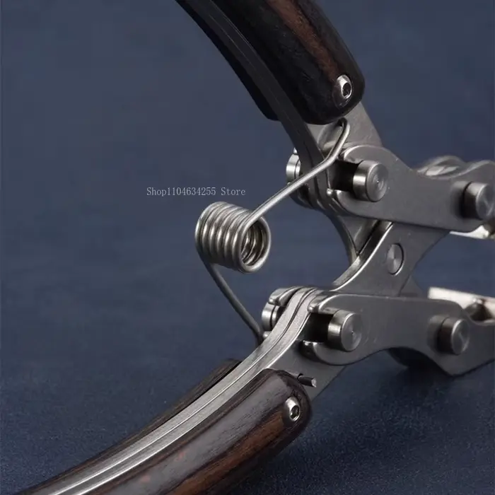 Pince d'extrusion à bouche plate